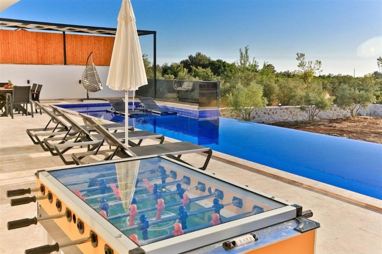 Villa Lycian-Kalkan 3 Bedroom-2 Jakuzzies-Sauna-Turkish Hamam-Huge Private Pool And Lovely Garden Κας Εξωτερικό φωτογραφία