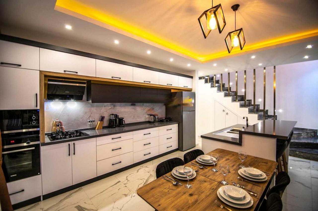 Villa Lycian-Kalkan 3 Bedroom-2 Jakuzzies-Sauna-Turkish Hamam-Huge Private Pool And Lovely Garden Κας Εξωτερικό φωτογραφία