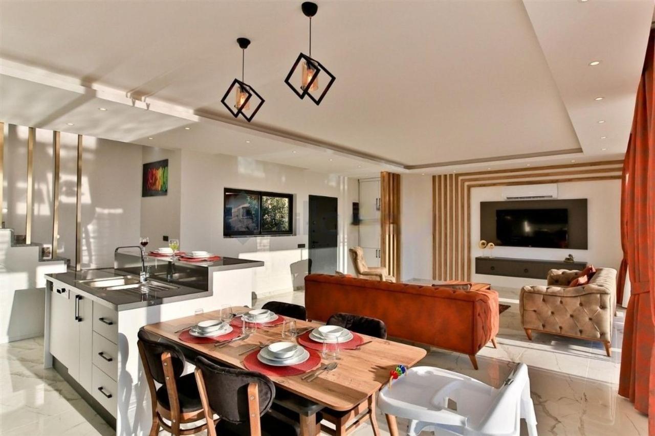 Villa Lycian-Kalkan 3 Bedroom-2 Jakuzzies-Sauna-Turkish Hamam-Huge Private Pool And Lovely Garden Κας Εξωτερικό φωτογραφία