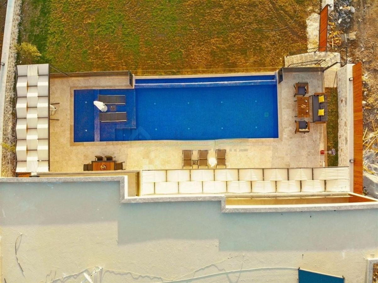 Villa Lycian-Kalkan 3 Bedroom-2 Jakuzzies-Sauna-Turkish Hamam-Huge Private Pool And Lovely Garden Κας Εξωτερικό φωτογραφία