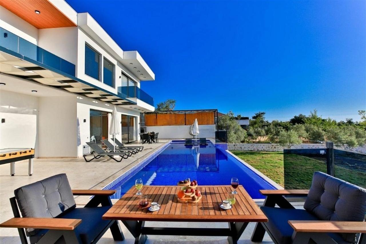 Villa Lycian-Kalkan 3 Bedroom-2 Jakuzzies-Sauna-Turkish Hamam-Huge Private Pool And Lovely Garden Κας Εξωτερικό φωτογραφία